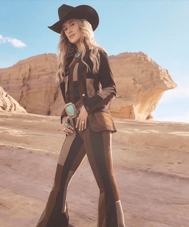Lainey Wilson in Wrangler bell bottoms. 